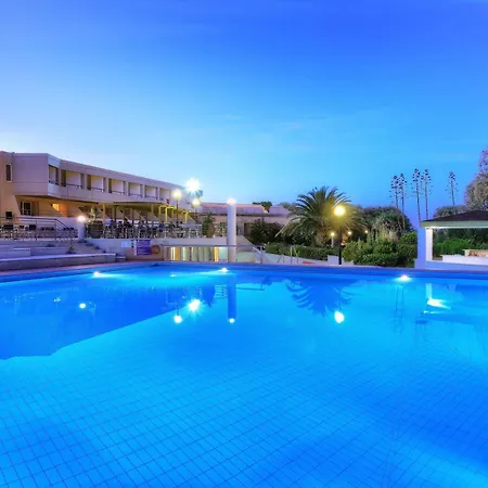 Hotel Santa Marina & 4*